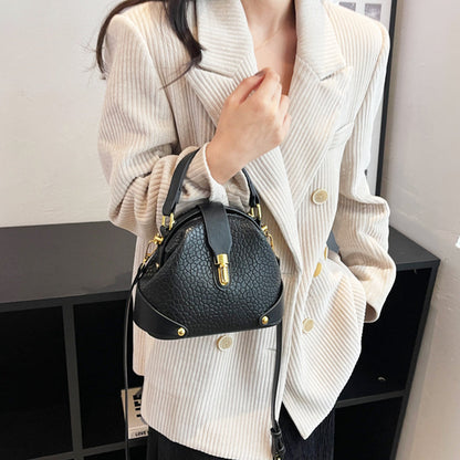 👜  Color-Blocked Bag – Stylish, Metal Hardware, Multi-Way 🧳