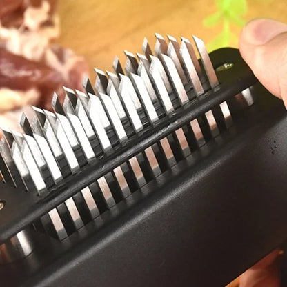 🎉 Meat Tenderizer with 48 Stainless Steel Blades – Tenderize in Seconds, Dishwasher-Safe & Safe Storage Cover Included! 🔪