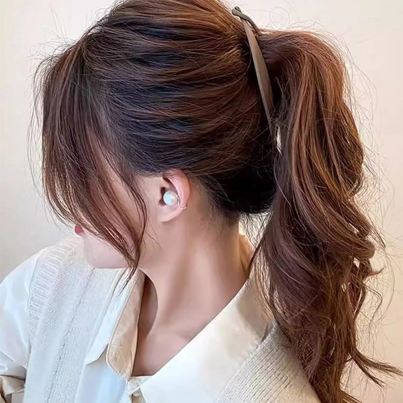 Interlocking Banana Clip for Secure Hold