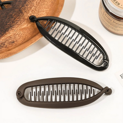 Interlocking Banana Clip for Secure Hold