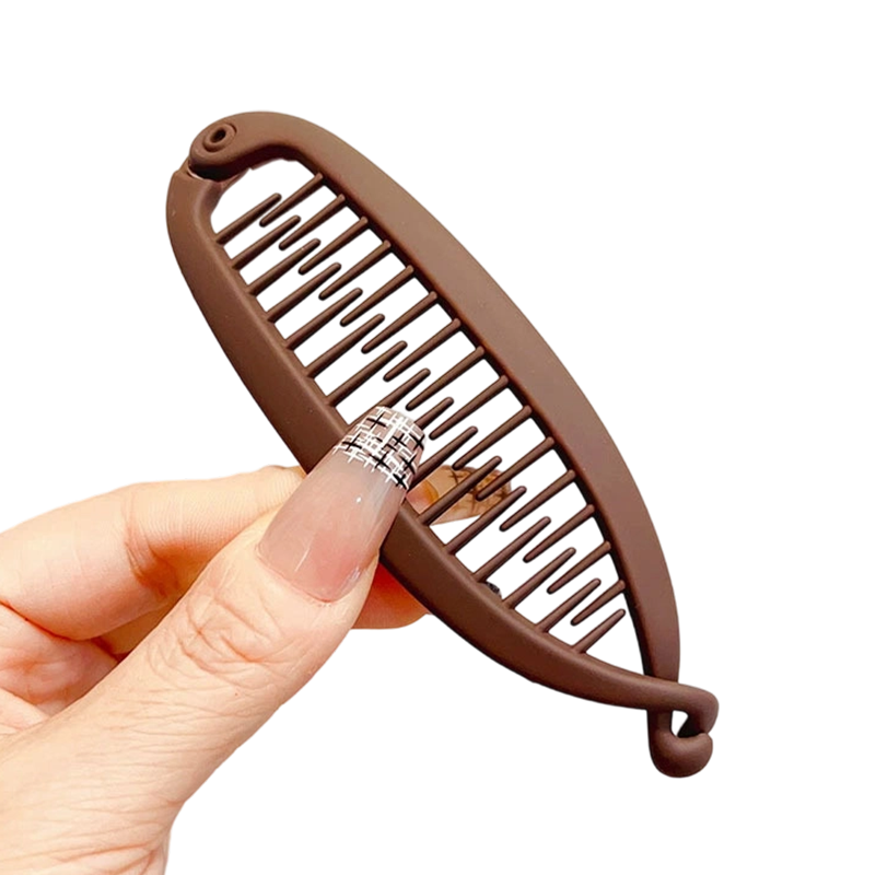 Interlocking Banana Clip for Secure Hold